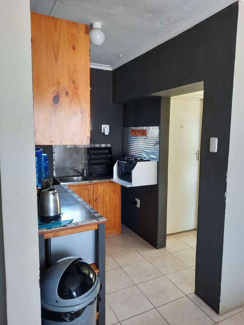 8 Bedroom Property for Sale in Summerstrand Eastern Cape